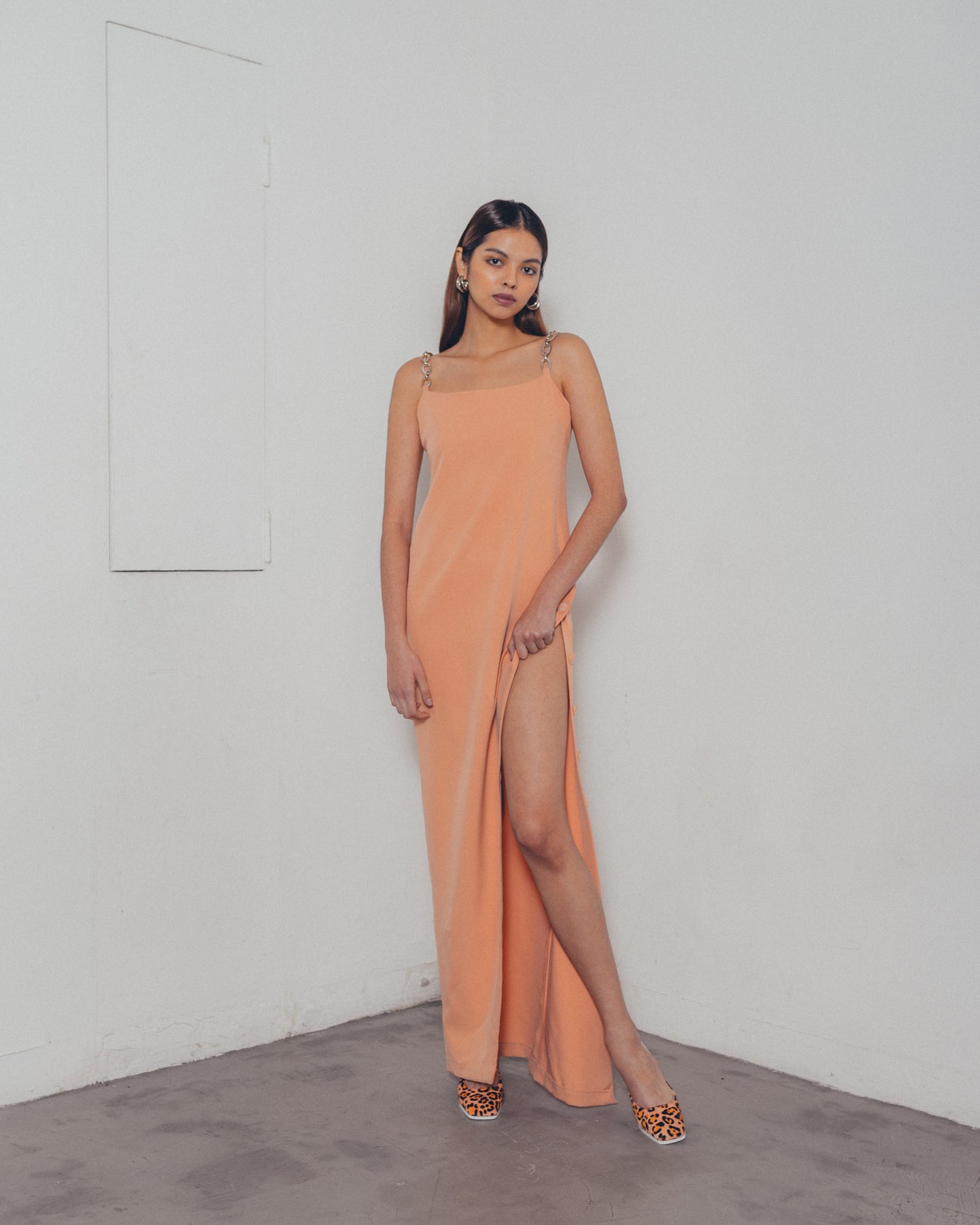 BLUSH CHAIN SLIT DRESS