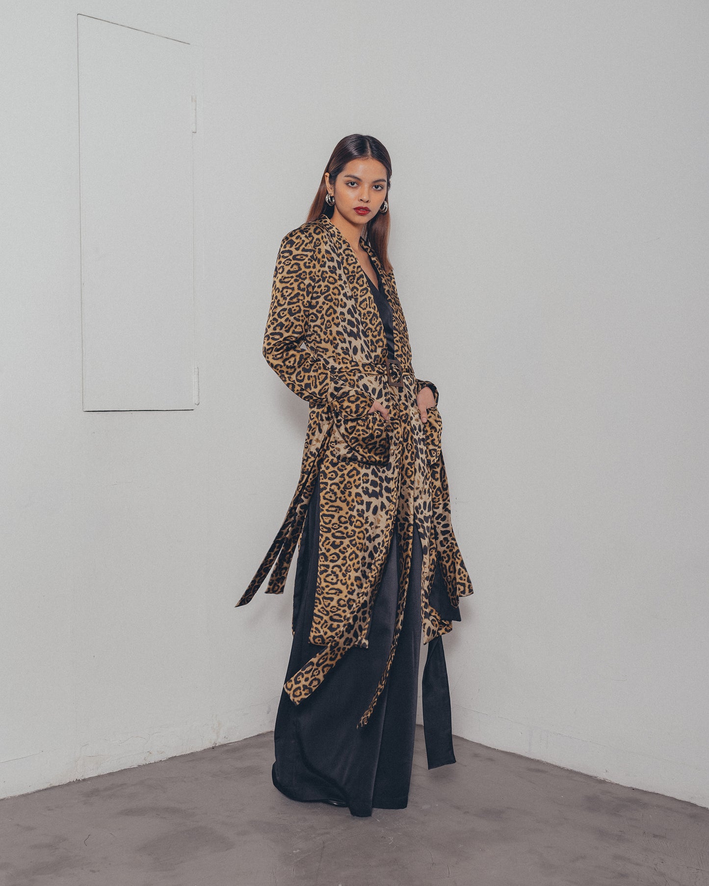 LEOPARD PRINT ROBE