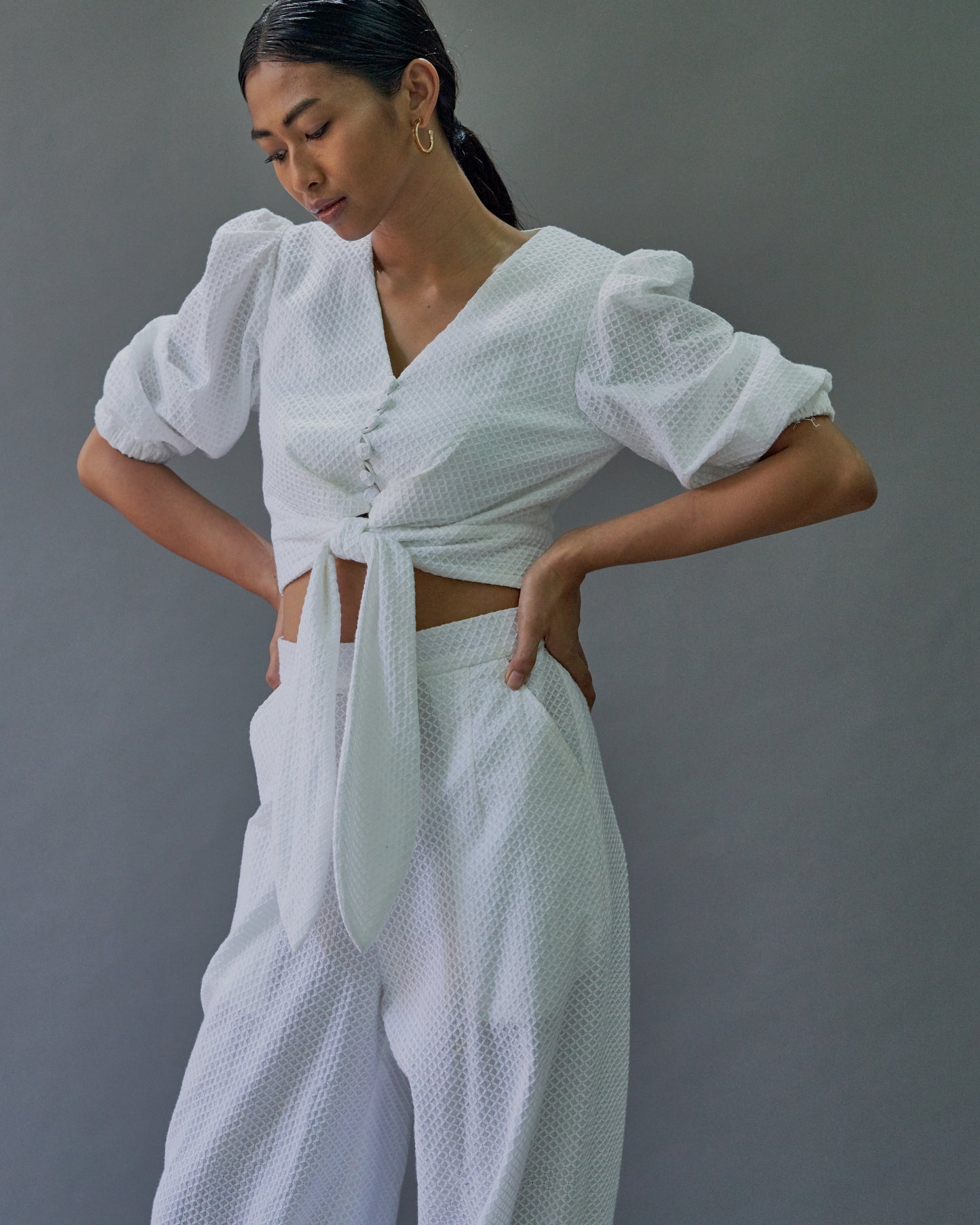 PRE-ORDER: WHITE COTTON CROP TOP